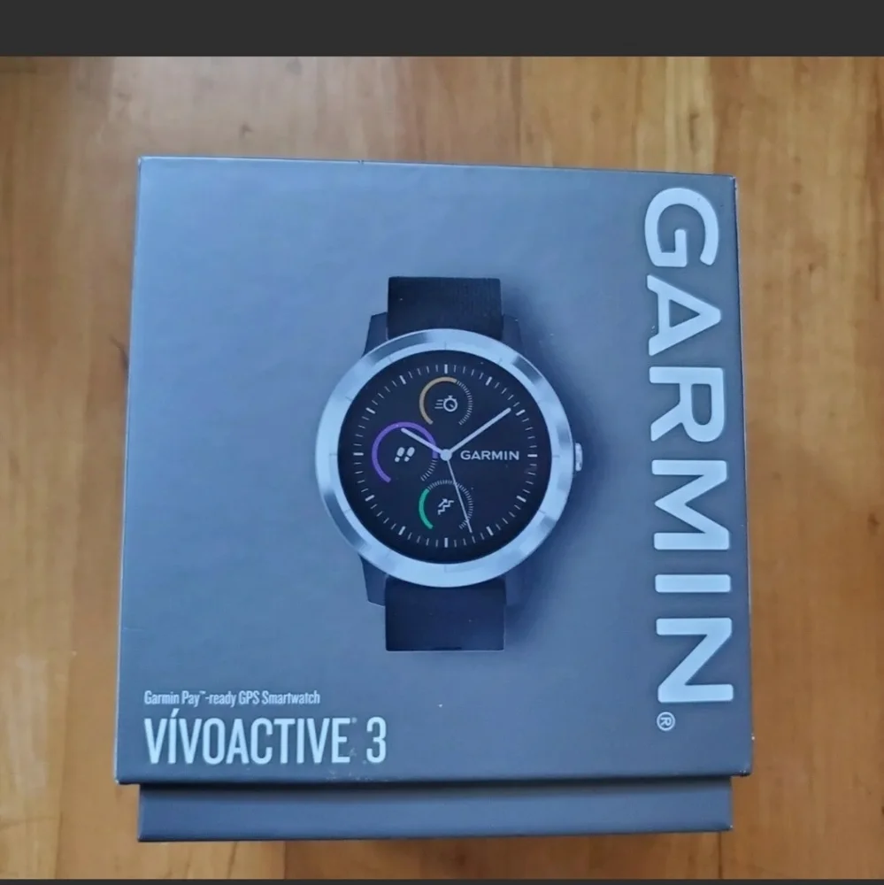 Garmin Vivoactive 3, GPS Smartwatch & Heart Rate Monitor